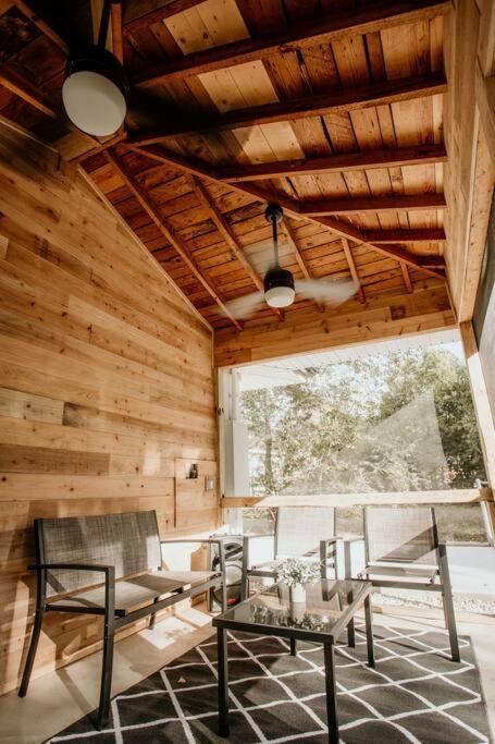 The Turquoise Door Modern Rustic In Town Of Lexington Villa Exterior photo