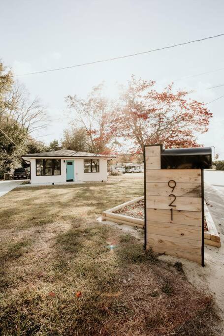 The Turquoise Door Modern Rustic In Town Of Lexington Villa Exterior photo